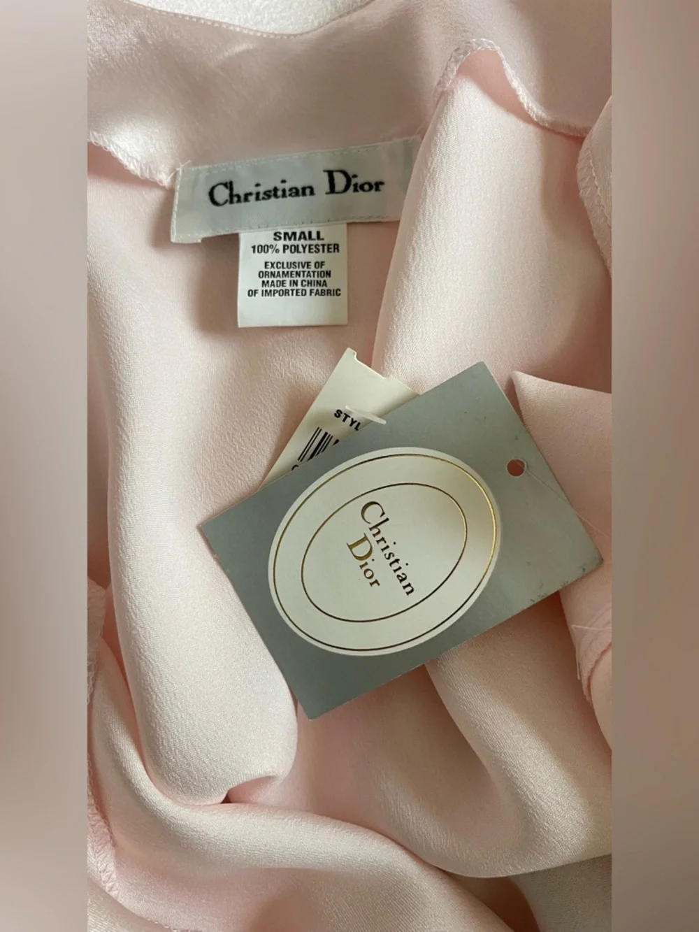 Christian dior pink silk night gown
Vintage - Picture 8 of 8